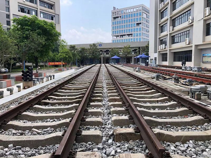 鐵路運輸有哪些作用看鐵路道岔廠家怎么說？